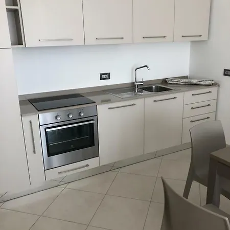 Blumare 7 Apartment San Bartolomeo Al Mare